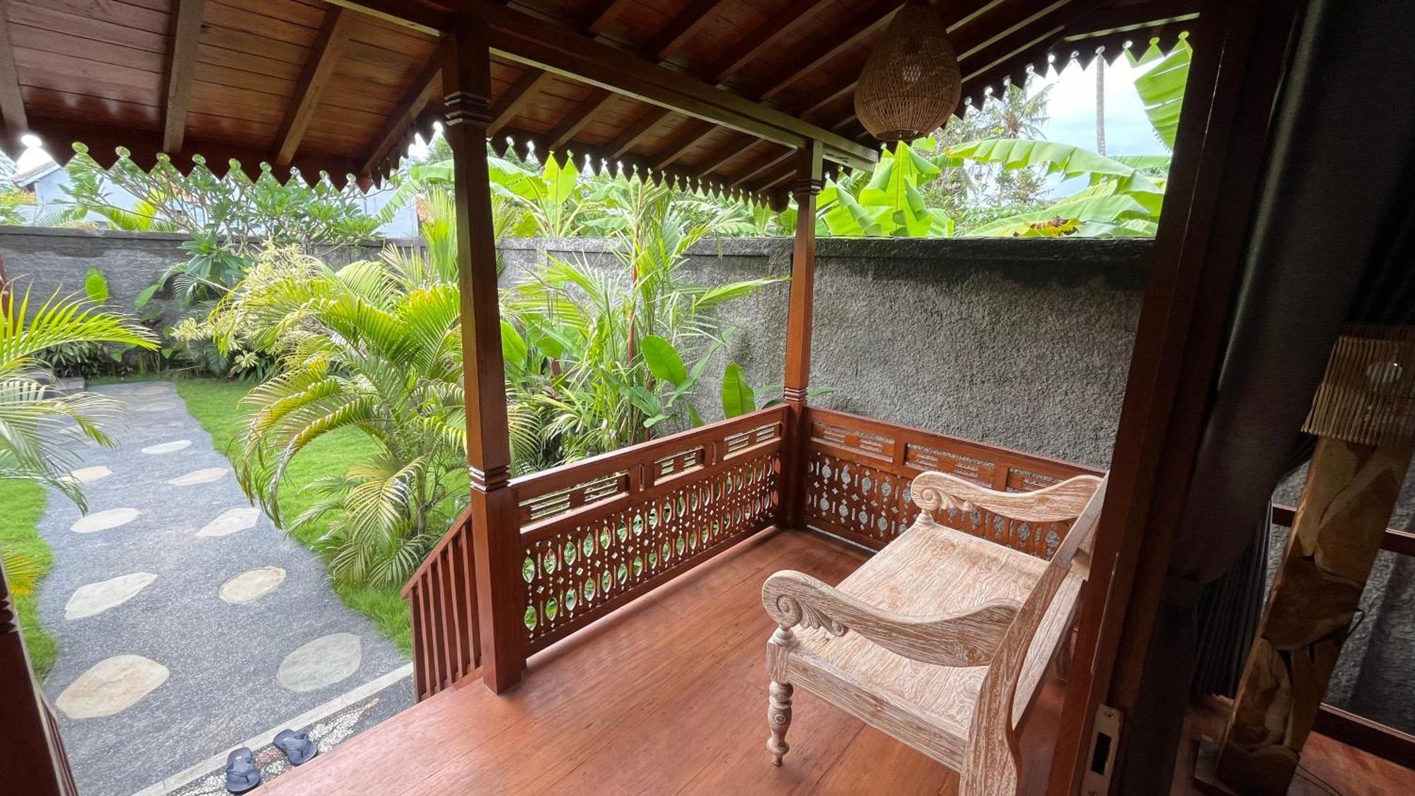 Royani Villa Sukawati  Exterior photo