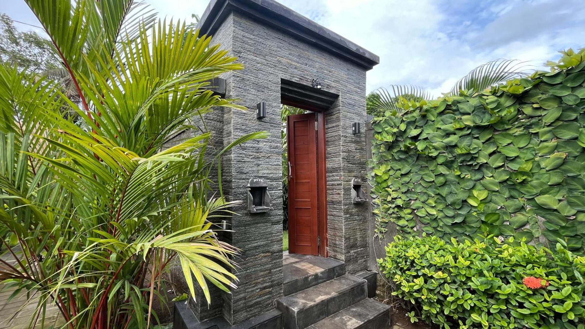 Royani Villa Sukawati  Exterior photo