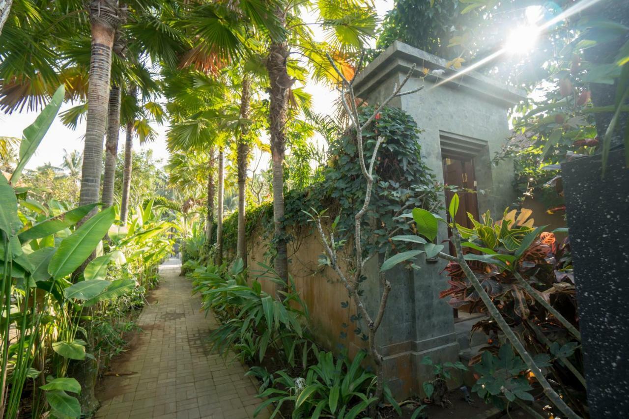 Royani Villa Sukawati  Exterior photo